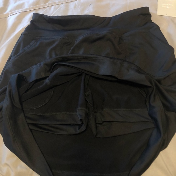 Black Page & Tuttle Women's Knit Pull-On Skort Casual Skort - Picture 7 of 8